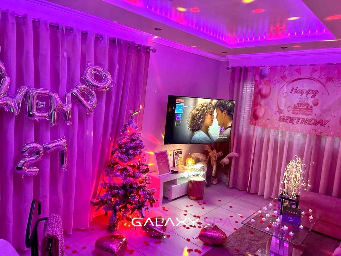 Galaxy Spa - Suite Venus Jacuzzi Et Sauna Privatif Champigneulles Buitenkant foto