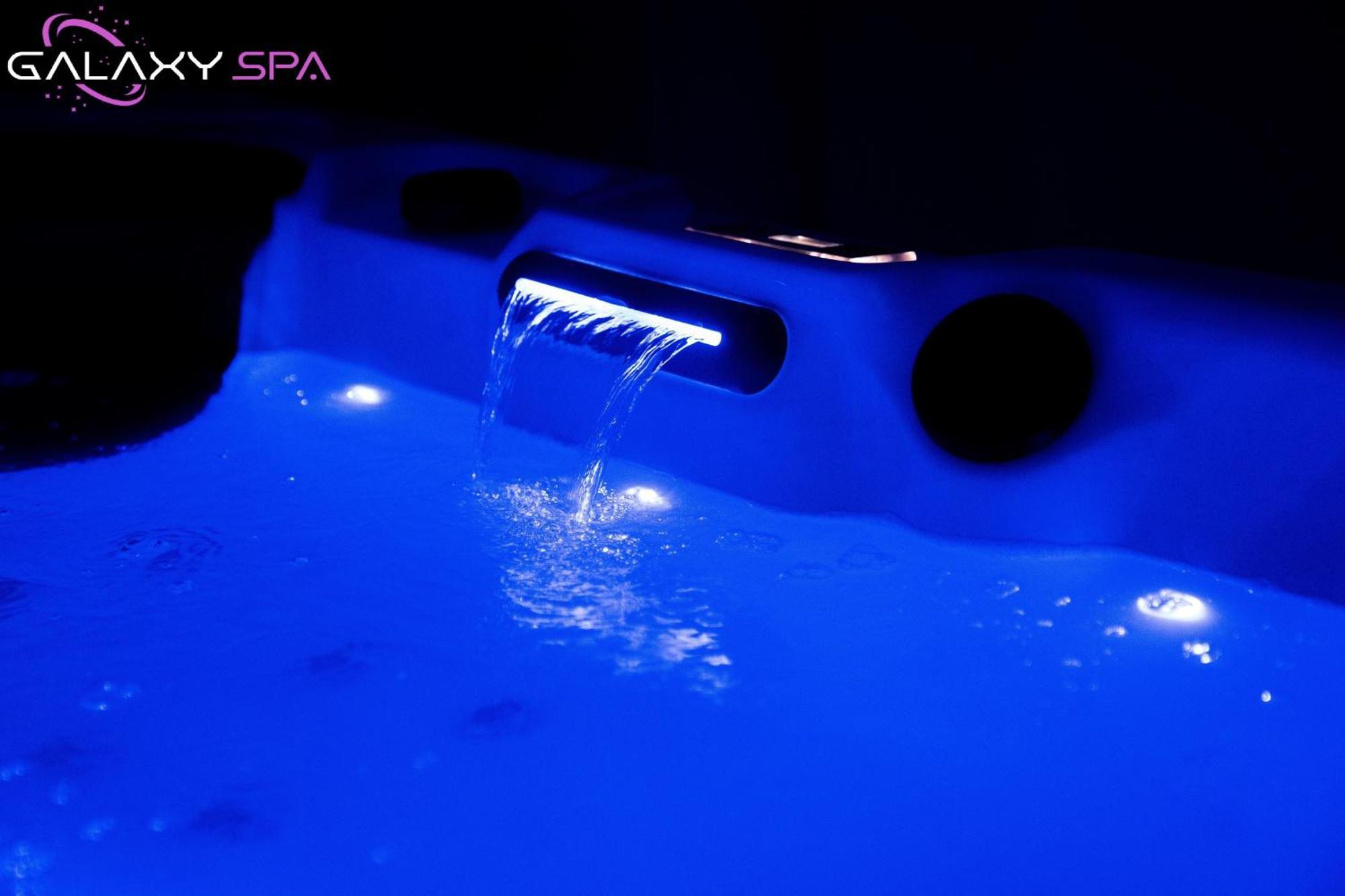 Galaxy Spa - Suite Venus Jacuzzi Et Sauna Privatif Champigneulles Buitenkant foto
